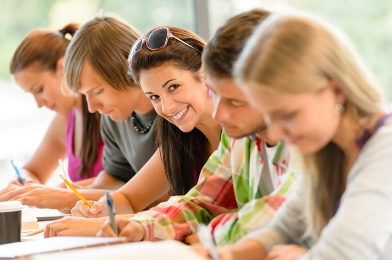Universitarios academia de inglés en Valencia Academia de inglés en Valencia